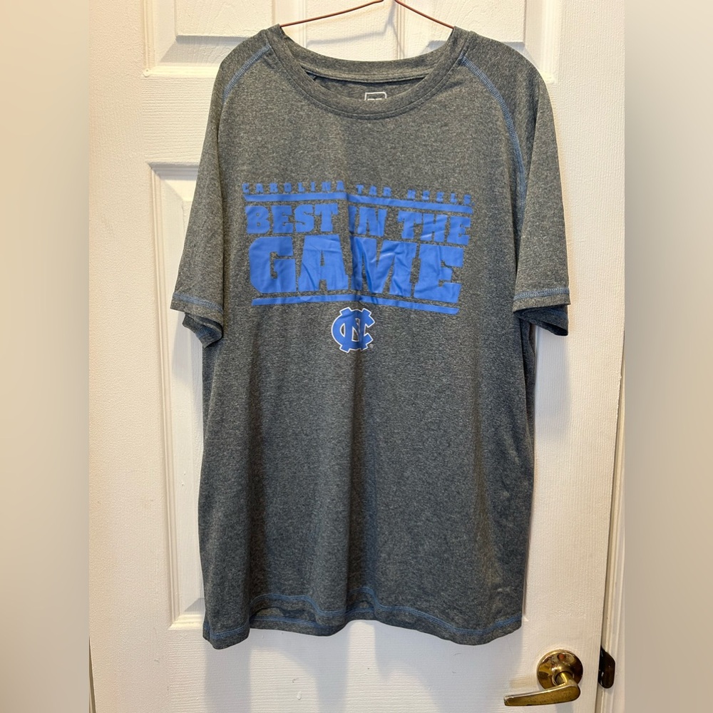 Carolina Tarheels best in‎ the game shirt large